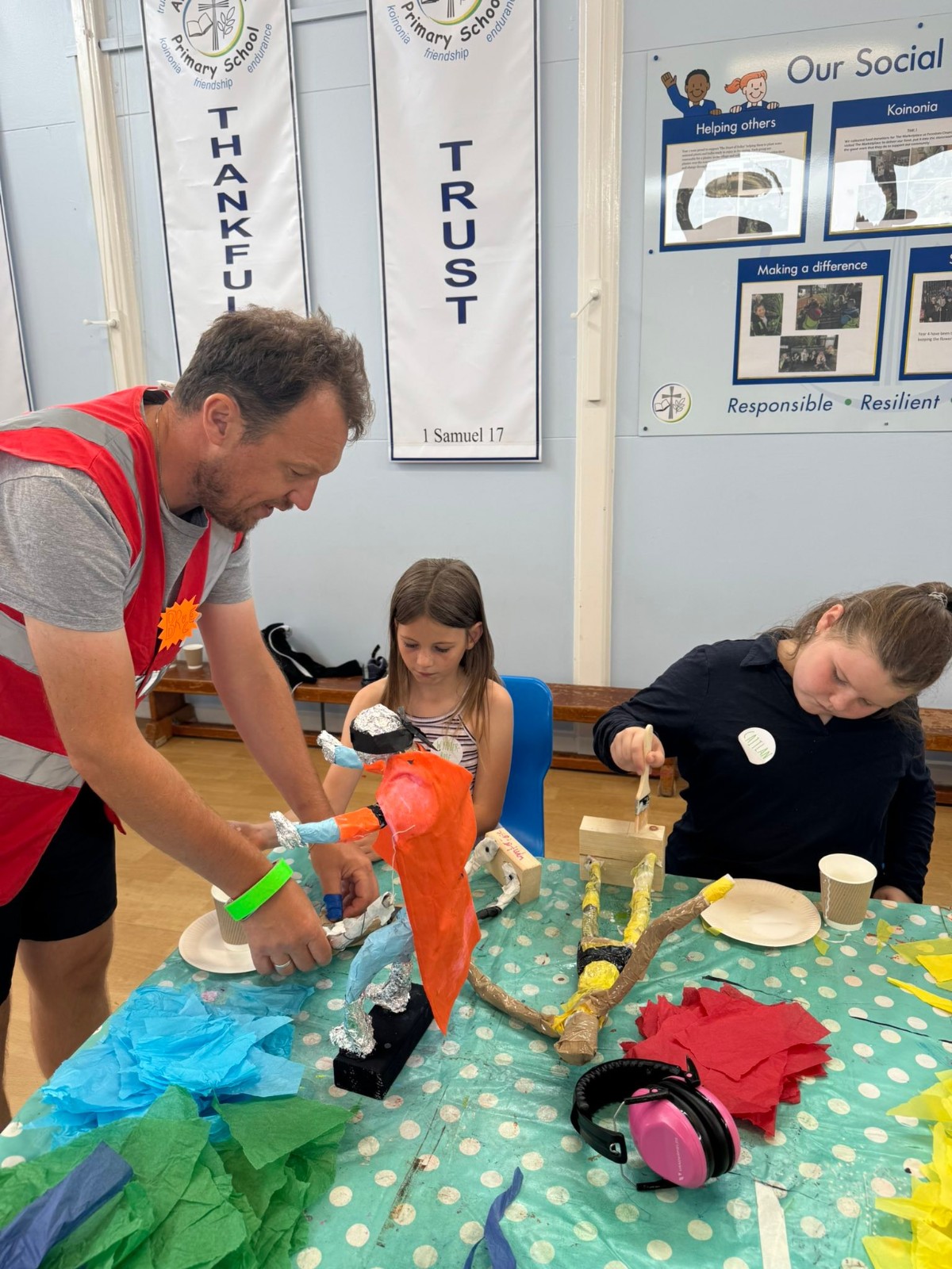 HOS Summer 2026 : Sidley Art Camp 8-11 - image 3