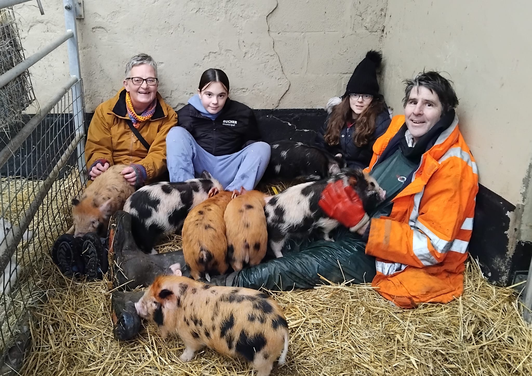 Simpli Life - Easter on the Farm - image 8