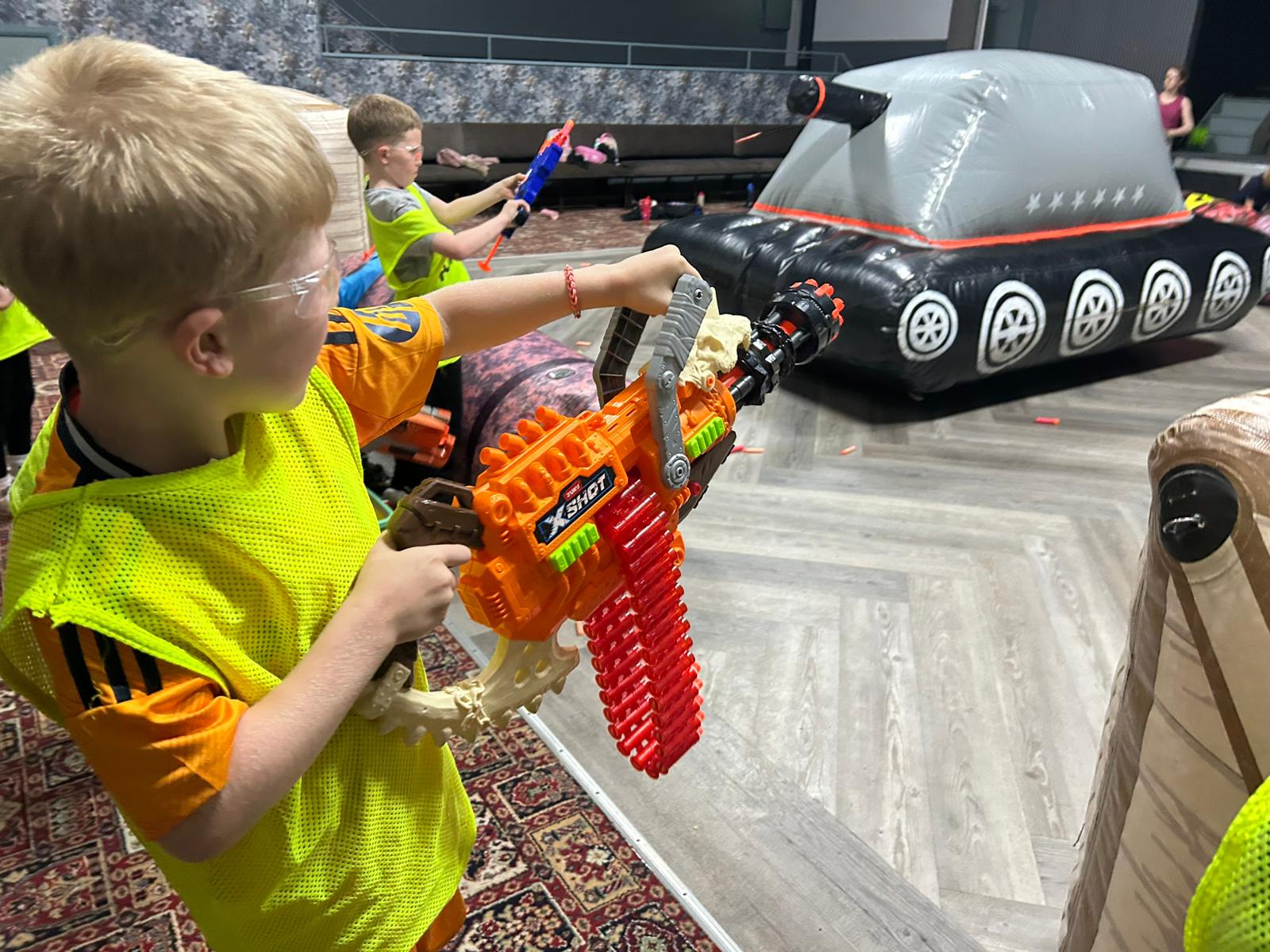 SportsKing Winter Nerf Camp Castle View - image 3