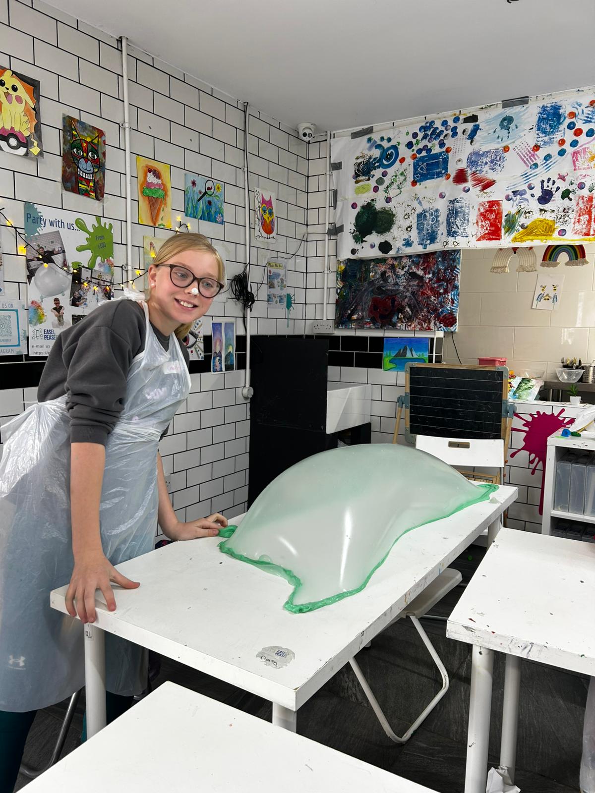 Easel Peasels Art Holiday Club Newport - image 9