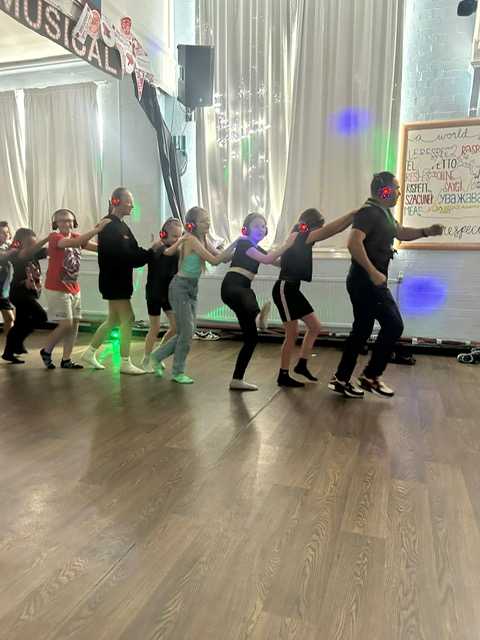 Inglehurst Junior School - HAF Club - image 3