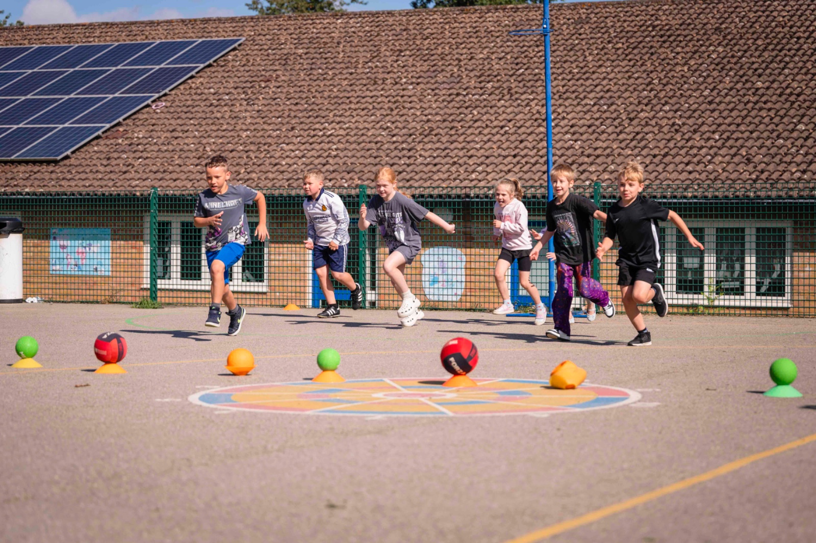 Summer HAF Holiday Club-Bletchley - image 4