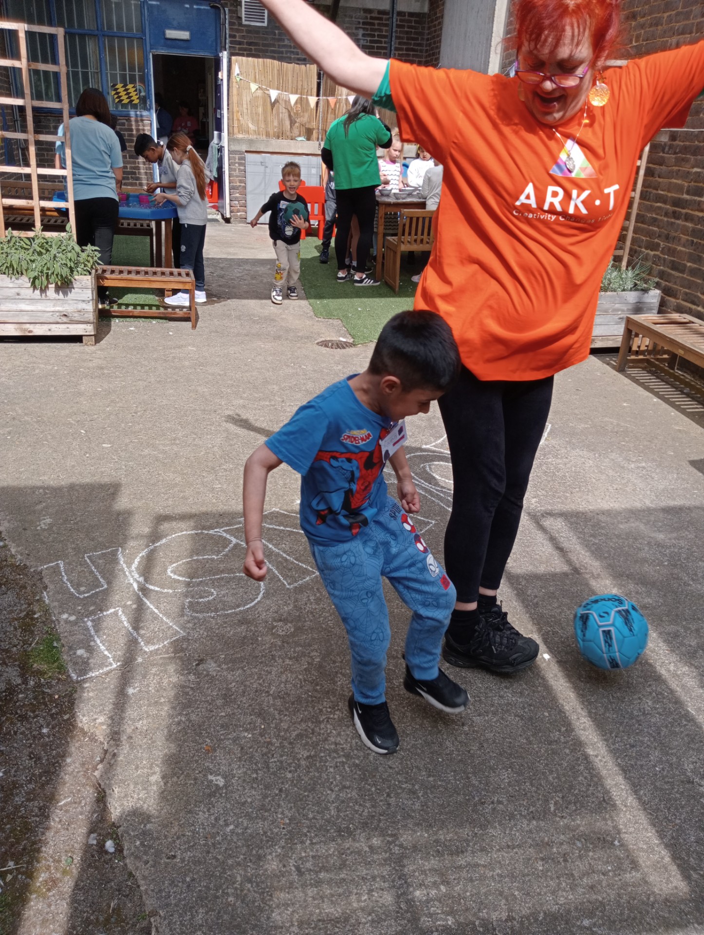 ARK-T HOLIDAY CLUB: Camp Radiance - image 7