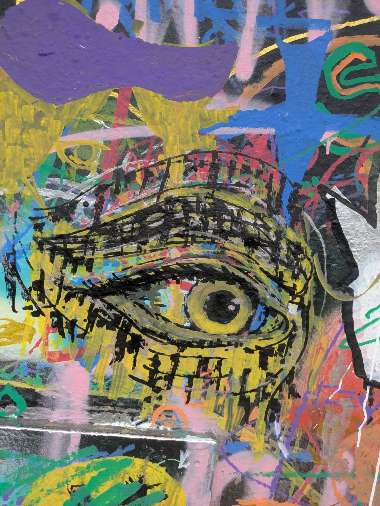 Climbing & Graffiti at Boatyard Boulders - image 13