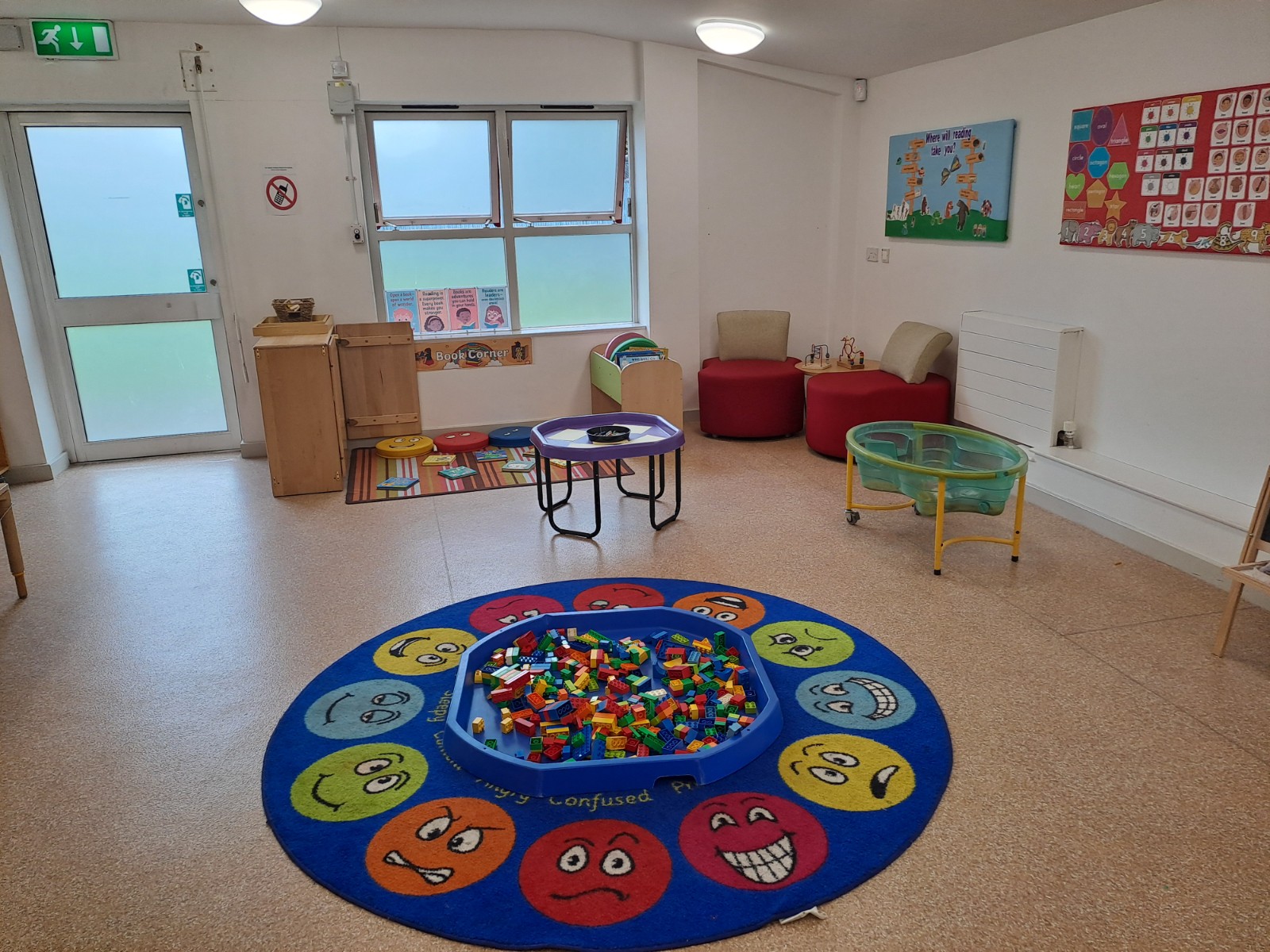 Low Hill Stay & Play - image 2
