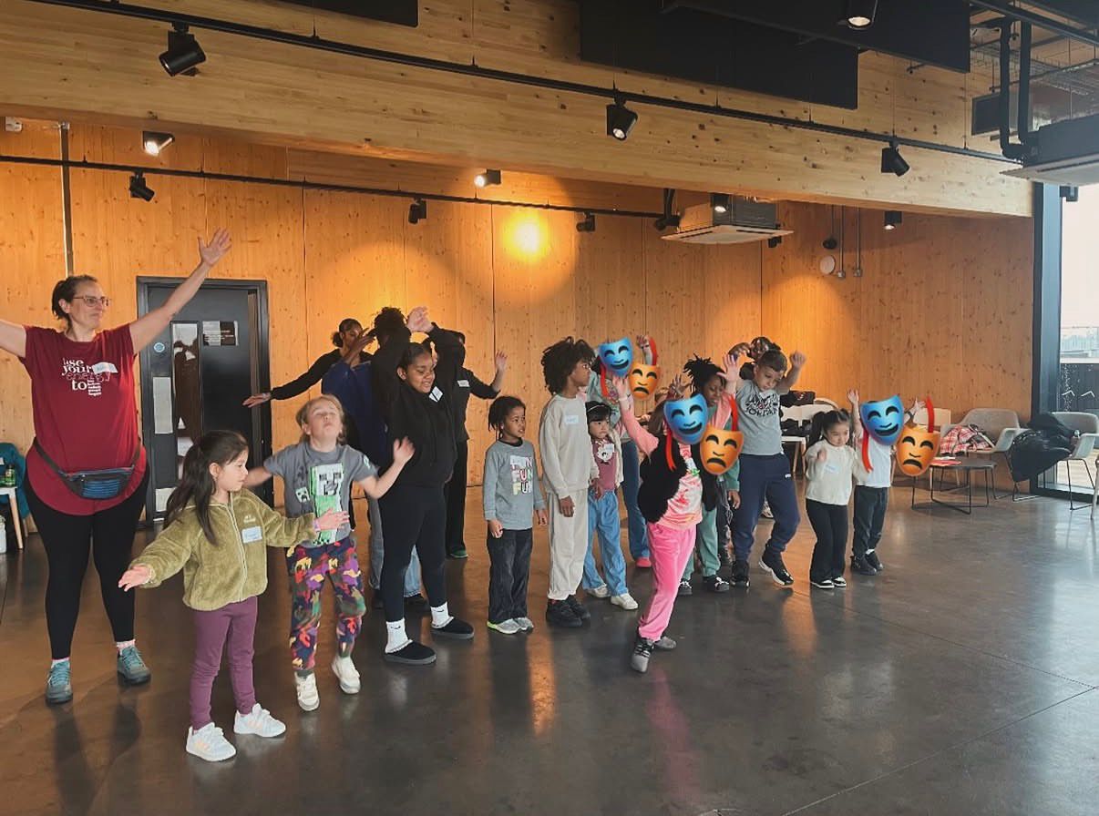 Summer Musical Theatre Camp. Act. Sing. Dance - image 2