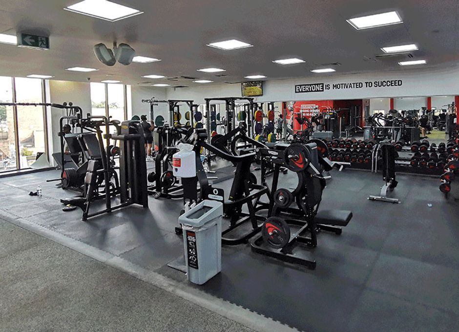 Junior Gym Membership @ Dormers Wells LC - image 8