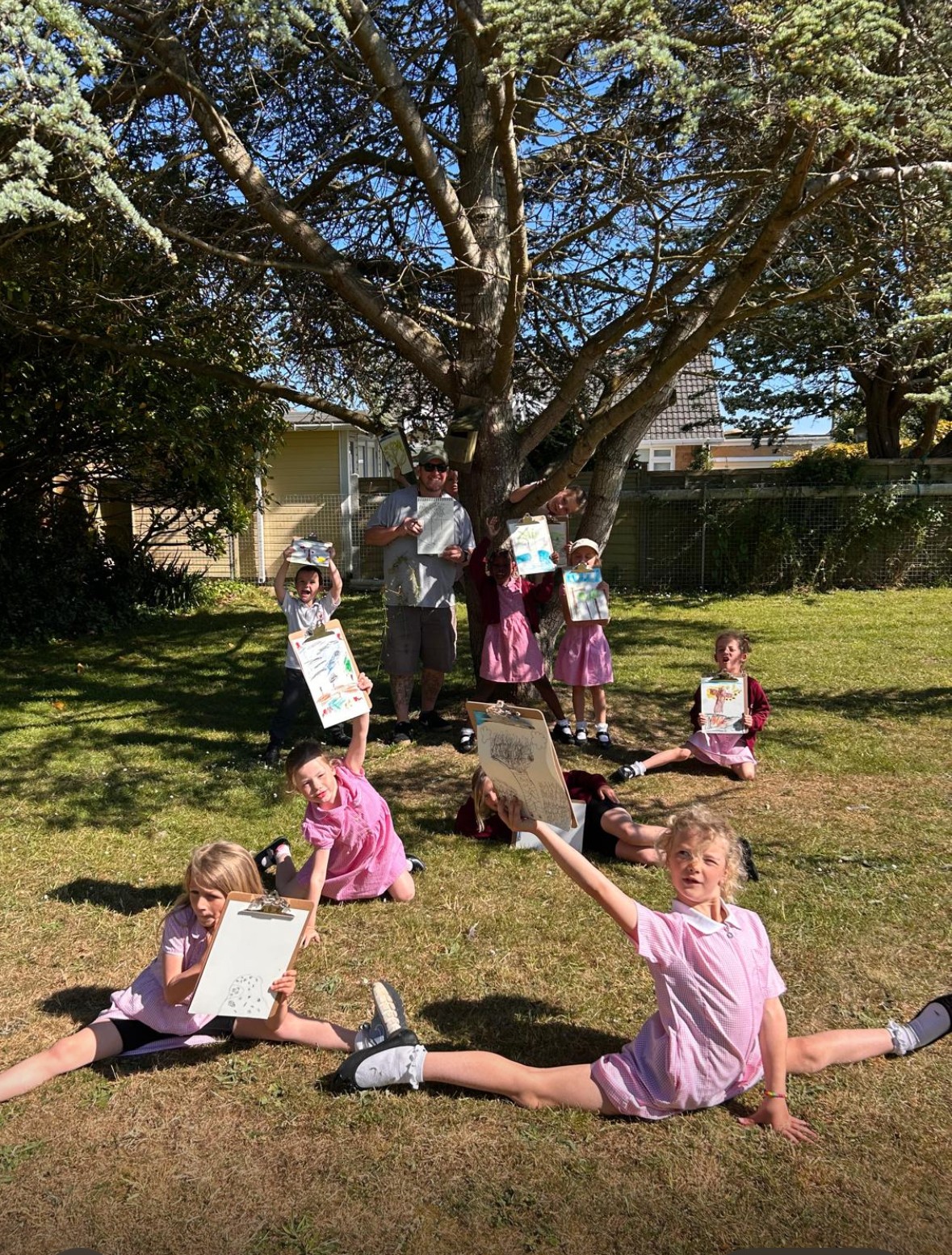 Easel Peasels Art Holiday Club Newport - image 7