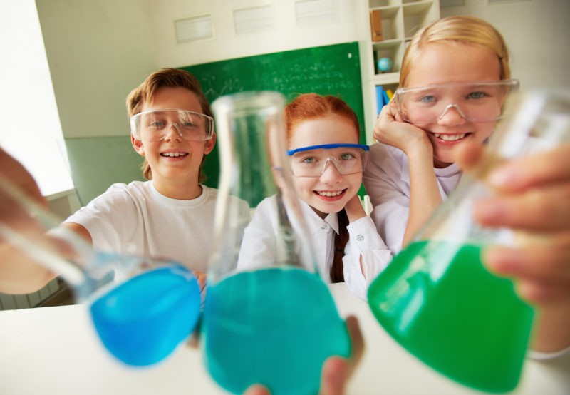 Zoe's Party Animals- Holiday club- SCIENCE DAY - image 3