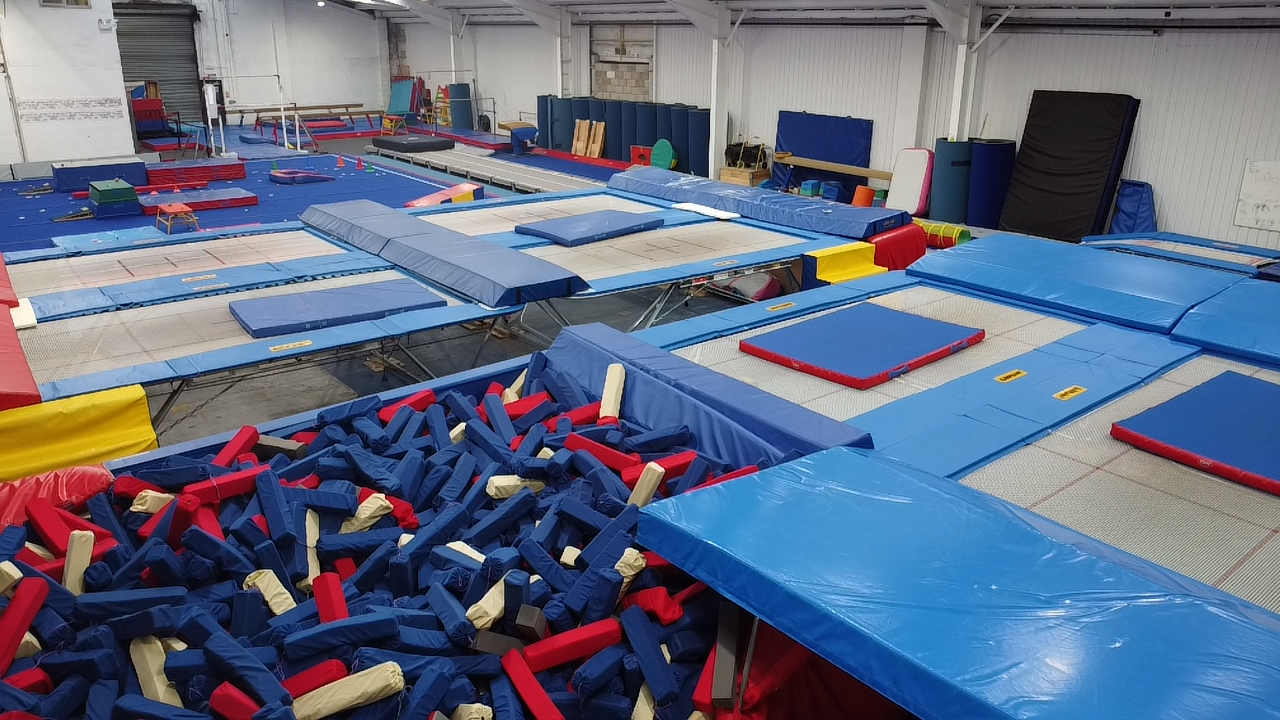 React Trampoline & Gymnastics Club - image 4