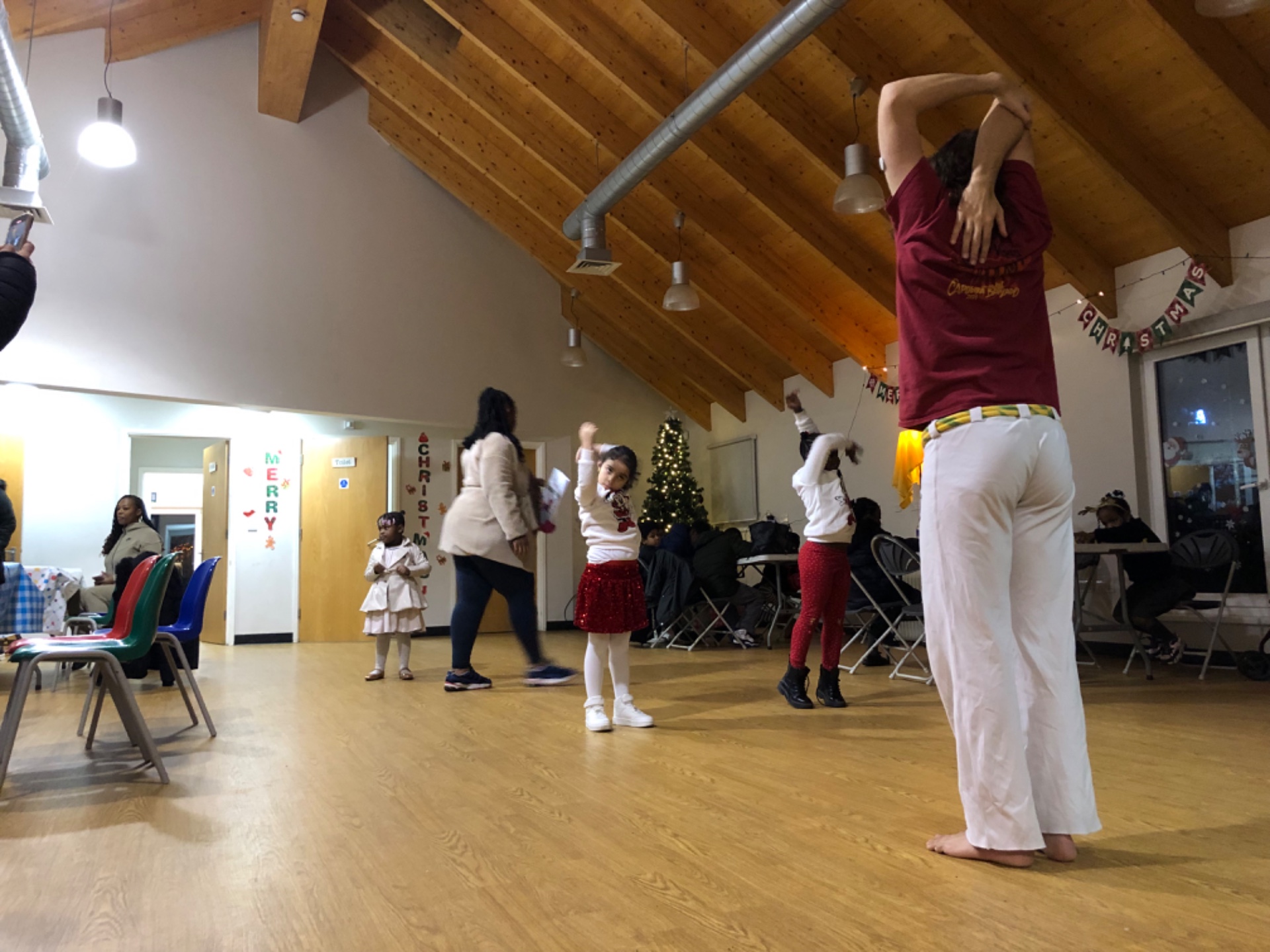 Kennington Park Centre Christmas Party - image 5