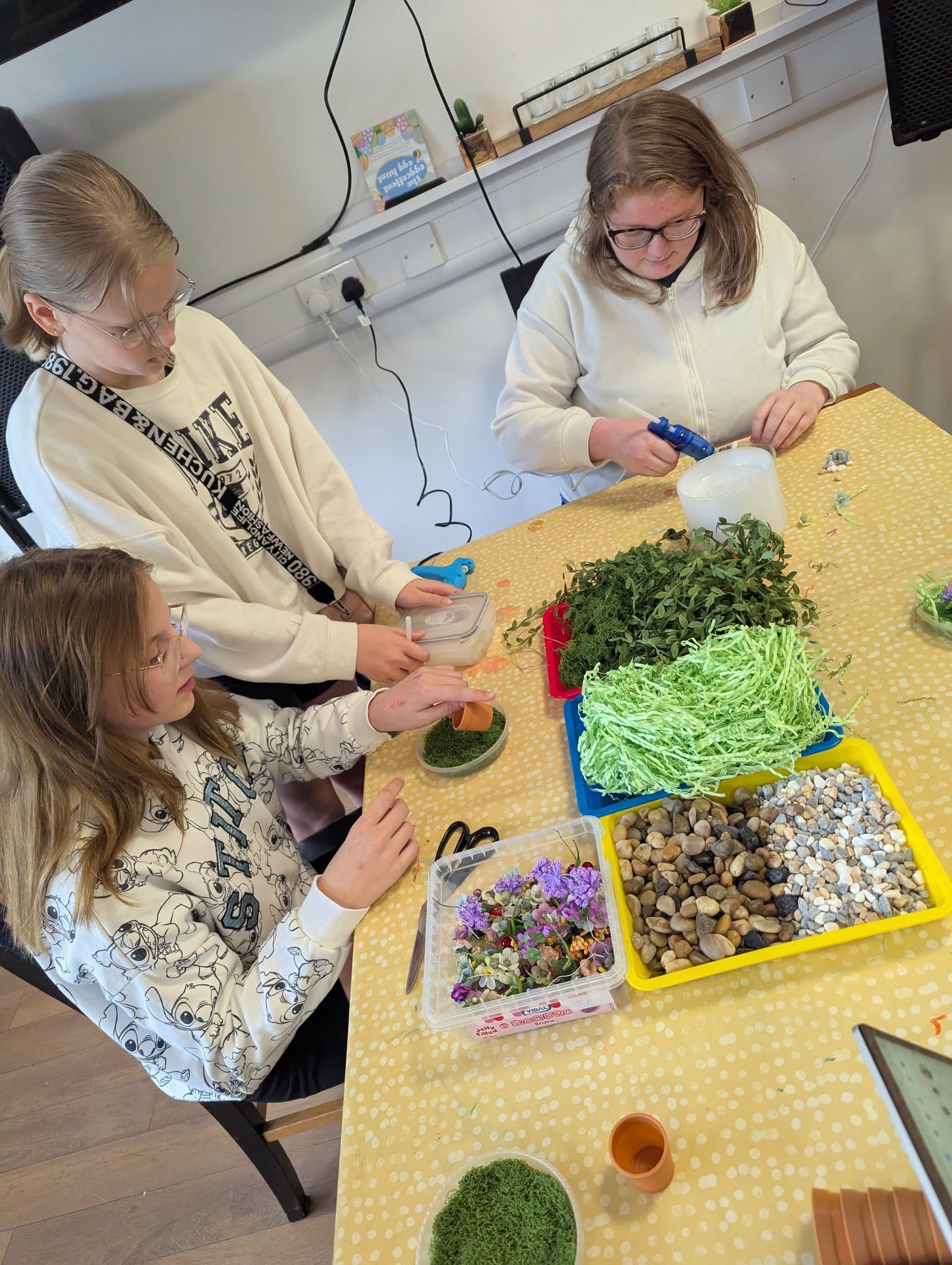 Friday Night Senior Youth Club - image 3