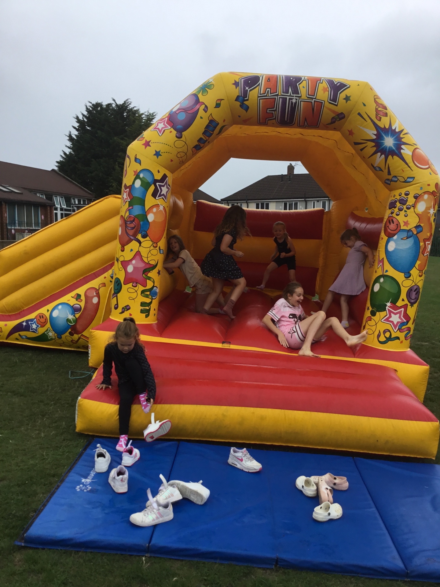 Multi-sports and Arts and crafts - image 12