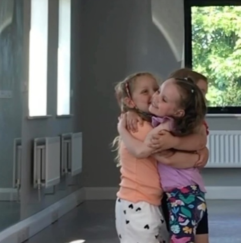 Fun-Filled Dance, Art & Music Provision! block mentored by Emily Wratten Dance 