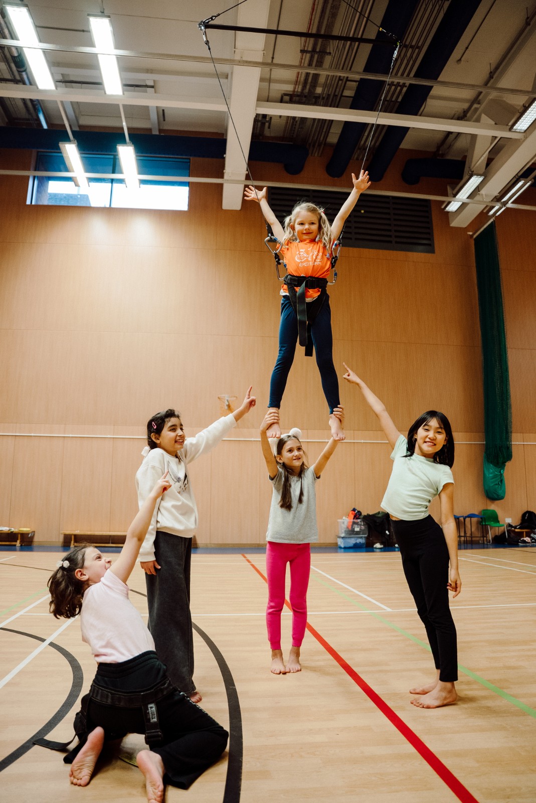 Aerial Silks, Acro, Flying Bungee & Dance! ✨ - image 3