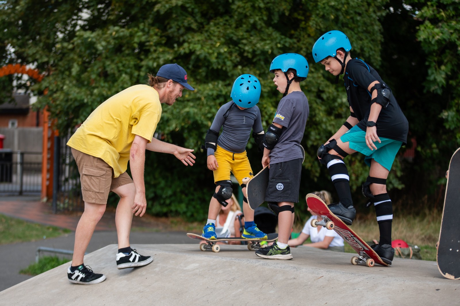 Skateboarding at Leatherhead Leisure Centre - image 3