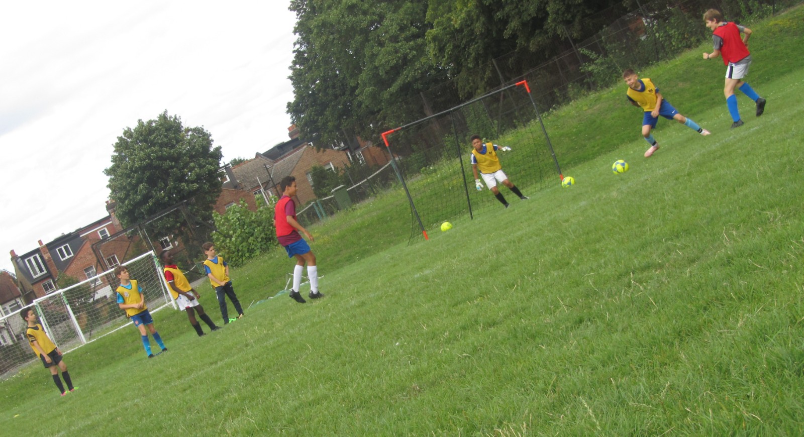 BiG 2-in-1 Xmas Football Programme - image 7