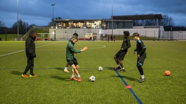 Everyone Active Football & Basketball Woking - image 4